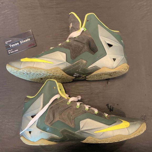 Lebron 11 Dunkman main image 3